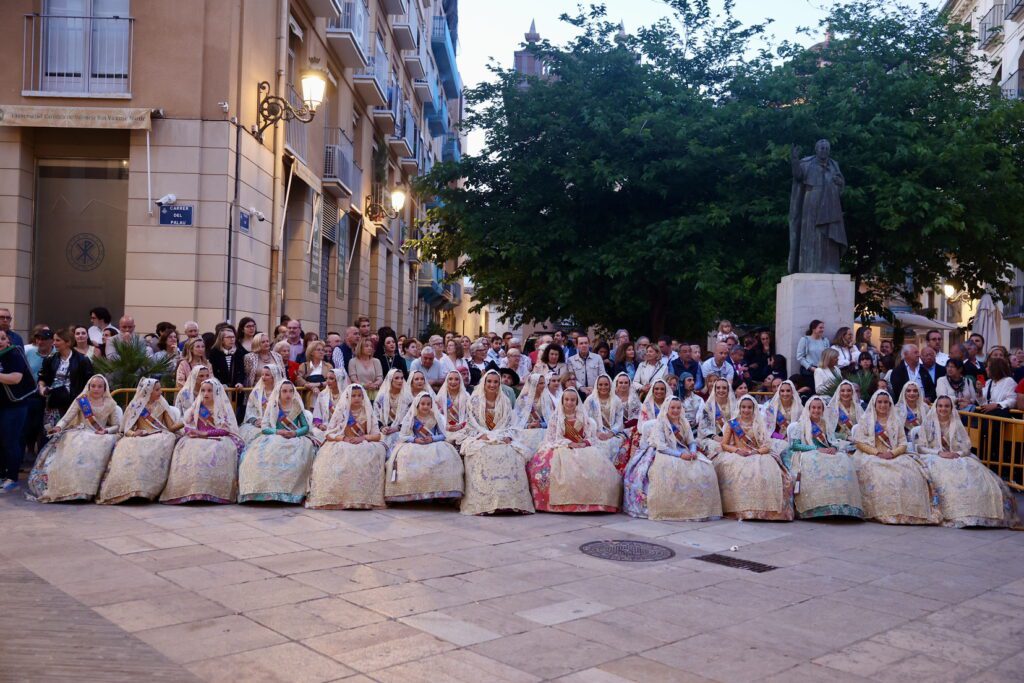 La Virgen procesionó a hombros por el Cap i Casal 9 IMG 2907