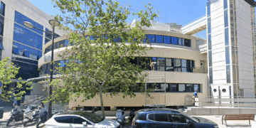 Valencia aprueba ampliar el IVO y un colegio público