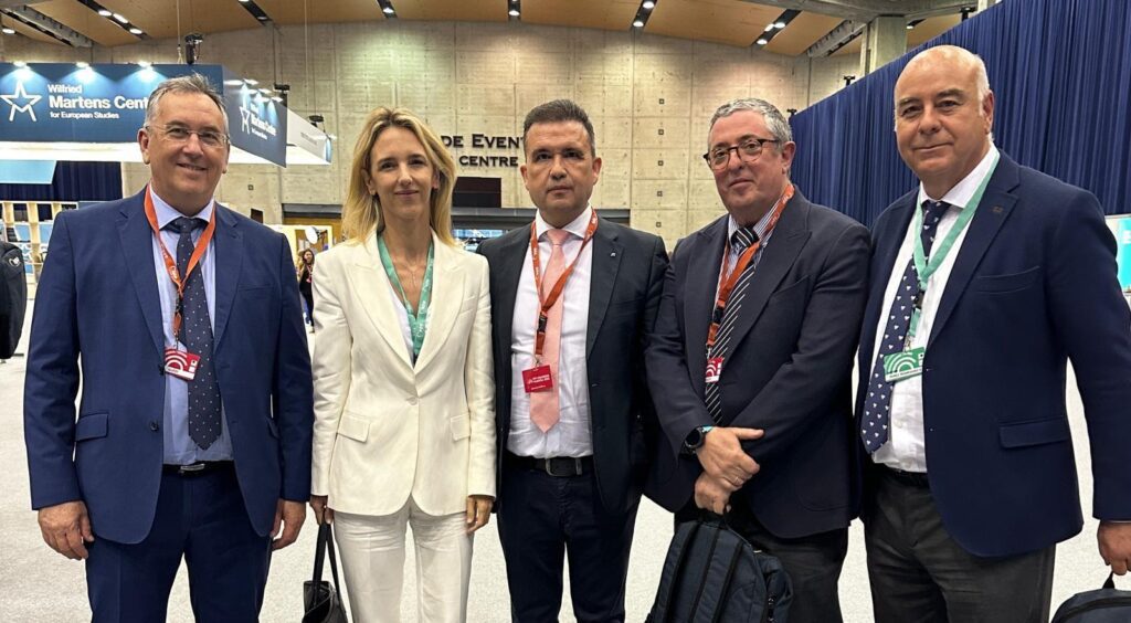CEAT participa en la cumbre del Partido Popular europeo y refuerza su compromiso con una Europa de los trabajadores y emprendedores 2 Imagen de WhatsApp 2025 05 03 a las 12.38.33 6a0b1439