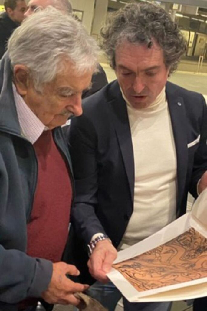 El día que se fundieron en Valencia el intelecto de Pepe Mujica, el arte de Antonio Camaró y la palabra de Pedro Adalid 4 Imagen de WhatsApp 2025 05 16 a las 21.17.05 13bc5333