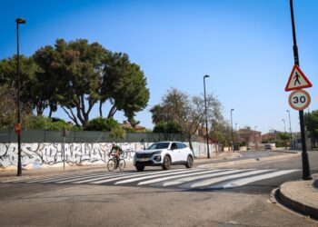 Nuevos badenes mejoran seguridad vial en Ríu Cervol de Torrent 6 Nuevos badenes mejoran seguridad vial en Ríu Cervol de Torrent