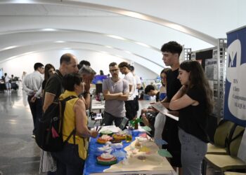 El Museu de les Ciències celebra la final del concurso escolar ‘Cristalización en la Escuela’