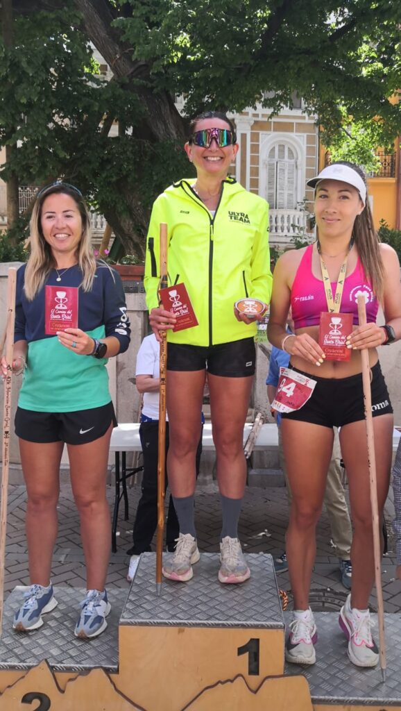 Éxito absoluto en el Maratón del Santo Grial: deporte, historia y valores en el corazón de Castellón 2 PREMIADAS EN LA CARRERA MARATON SANTO GRIAL