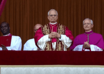 El primer mensaje del Papa León XIV: una paz que desarma