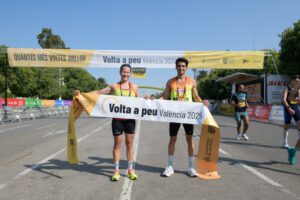 La Volta a Peu Valéncia 2025 reúne a 8500 personas 2 VaP ganadores