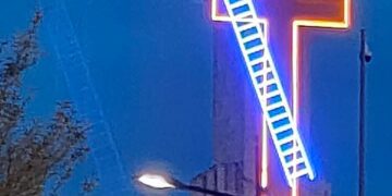 Lo Rat Penat llamenta les "excuses i la desídia" que han deixat a les Festes del Crist de Grau sense el seu emblema més representatiu