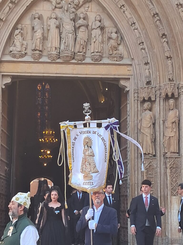La Virgen procesionó a hombros por el Cap i Casal 14 WhatsApp Image 2025 05 12 at 10.03.161