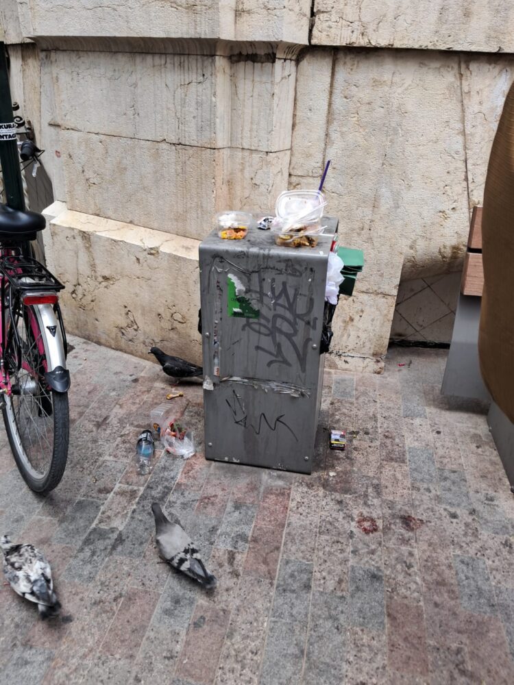 El Ajuntament de Catalá apuesta por un turismo de low cost de comer en los parques y alojarse en apartamentos turísticos