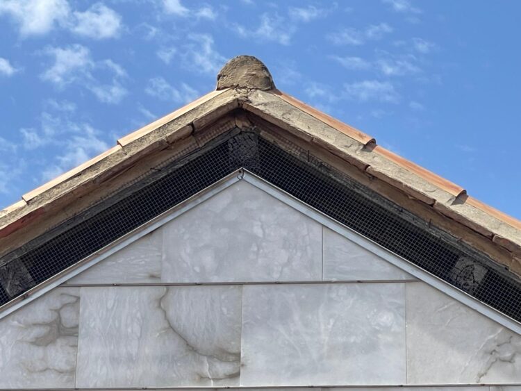 El muro hastial norte de la Lonja ya está reparado