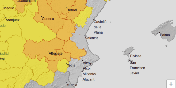 Alerta naranja por fuertes tormentas esta tarde en el interior de Valencia