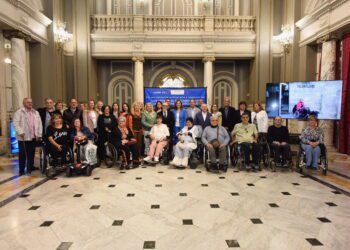 CERMI-CV reclama una inteligencia artificial ética y rinde homenaje a Teresa Navarro