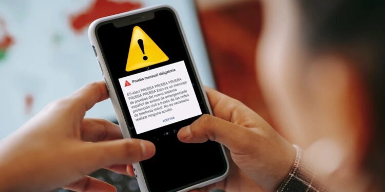 El técnico que validó el ES-Alert de la DANA confirma que a las 18:36 ya se habló de enviar la alerta 1 El técnico que validó el ES-Alert de la DANA confirma que a las 18:36 ya se habló de enviar la alerta