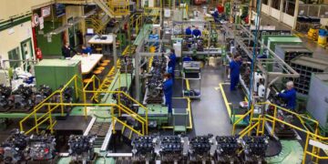 La crisis de la automoción arrastra las exportaciones valencianas a la baja