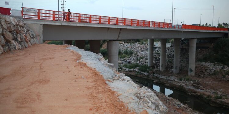 La hostelería de Torrent pide se aceleren las conexiones con Valencia y una campaña que incentive ventas 1 La hostelería de Torrent pide se aceleren las conexiones con Valencia y una campaña que incentive ventas