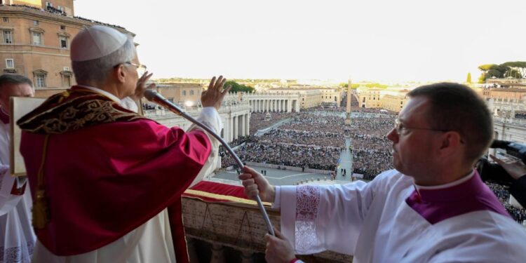 El nuevo Papa León XIV visitó Valencia en 2005 como prior general de los agustinos 1 El nuevo Papa León XIV visitó Valencia en 2005 como prior general de los agustinos