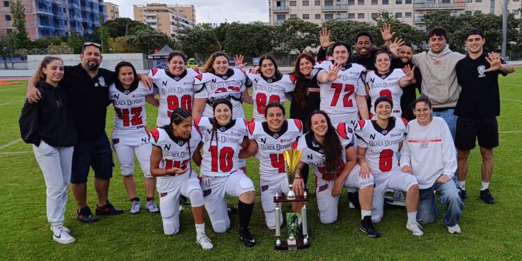 LG OLED Black Demons campeonas de la LNFA femenina de fútbol americano