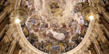 Las obras de restauración de la cúpula de la Basílica de la Mare de Deu dels Desamparats se reactivan en diciembre