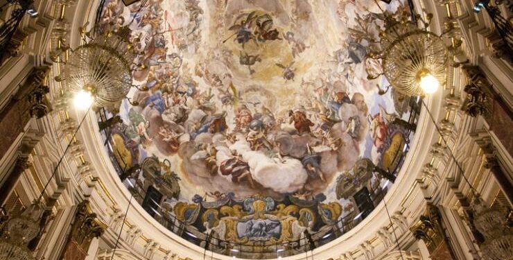 Las obras de restauración de la cúpula de la Basílica de la Mare de Deu dels Desamparats se reactivan en diciembre