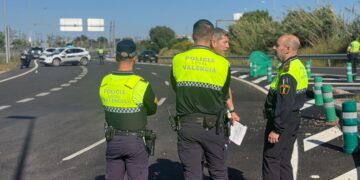 Dos fallecidos en un accidente en la V-30