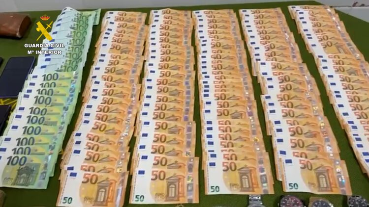 10 detenidos por la Guardia Civil en Requena por organización criminal dedicada al narcotráfico