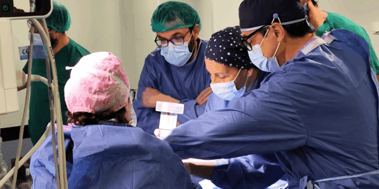 El Hospital Clínico de Valencia inicia los tratamientos de radioterapia intraoperatoria