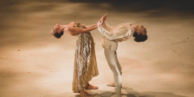 Les Arts revive la tragedia de ‘Romeo y Julieta’ en la coreografía de Jean-Christophe Maillot para los Ballets de Monte-Carlo