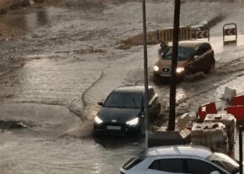 Catarroja, al borde del colapso: el alcantarillado revienta con las lluvias y el vecindario clama por soluciones urgentes