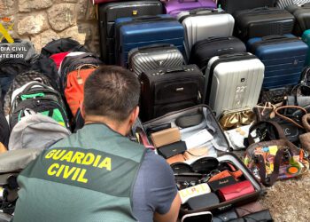 Detenido un grupo criminal por múltiples robos con fuerza en vehículos utilizando inhibidores de frecuencia en Valencia