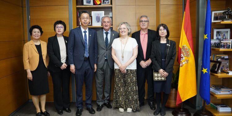 España y China estrechan lazos en ética médica y trasplantes 1 España y China estrechan lazos en ética médica y trasplantes