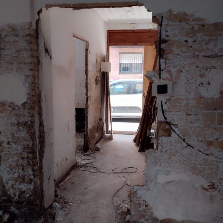 Dónde otros ya no están ellos siguen, alumnos de FP trabajan aún en la zona DANA de Valencia