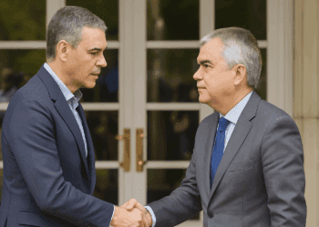 El PP acusa a Santos Cerdán de no renunciar a su acta de diputado para «bloquear la justicia» y «destruir pruebas»