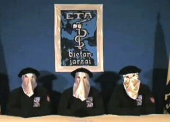 ¿Por qué alguien de la Safor acaba en ETA?” El periodista Sergi Moyano revela el secuestro del empresario Luis Suñer por un comando valenciano 6 ¿Por qué alguien de la Safor acaba en ETA?” El periodista Sergi Moyano revela el secuestro del empresario Luis Suñer por un comando valenciano