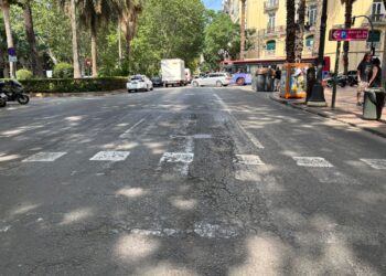 Valencia reasfaltará la Gran Vía marqués del Turia con material fonoabsorvente