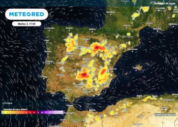 Meteored, advierte de la llegada de tormentas con granizo en España y la posible formación de supercélulas