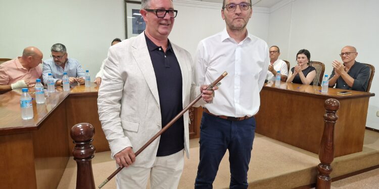 Detenido en La Pobla de Vallbona tras robar 21 palés, huir de un control y volcar la furgoneta en su fuga