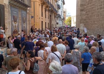 Octava marcha en Valencia para exigir la dimisión de Carlos Mazón por su gestión en la DANA