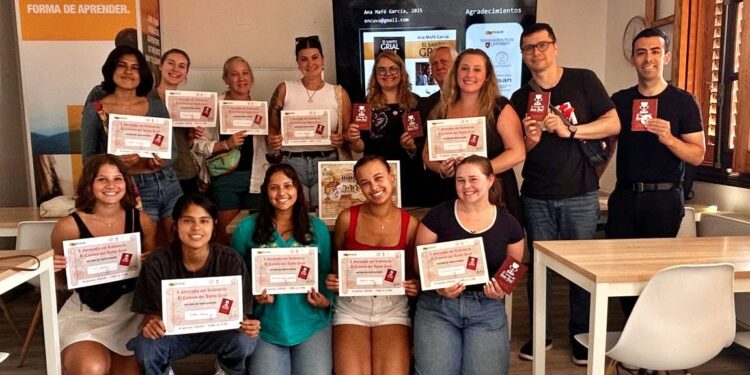 EUROACE en Valencia acoge la I Jornada El Camino del Santo Grial con estudiantes de la Washington State University de EE. UU 1 EUROACE en Valencia acoge la I Jornada El Camino del Santo Grial con estudiantes de la Washington State University de EE. UU