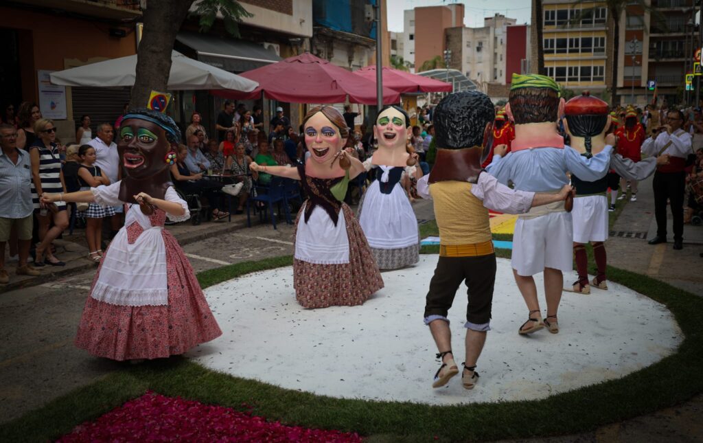 Corpus caluroso y multitudinario en Torrent 6 Imagen de WhatsApp 2025 06 23 a las 09.18.40 bc2acbea