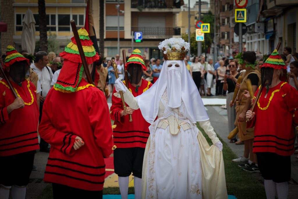 Corpus caluroso y multitudinario en Torrent 8 Imagen de WhatsApp 2025 06 23 a las 09.18.40 ced20869