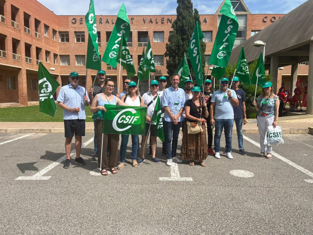 CSIF y el resto de sindicatos denuncian nuevos recortes en Educación y exigen plantillas docentes dignas 4 Imagen de WhatsApp 2025 06 23 a las 12.50.08 0edf888d