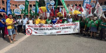 CSIF y el resto de sindicatos denuncian nuevos recortes en Educación y exigen plantillas docentes dignas