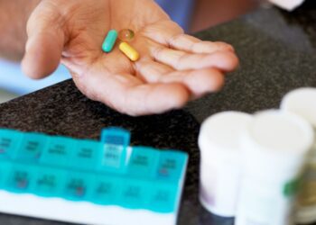 COCEMFE reclama una ley de medicamentos sin barreras