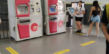 Día histórico, así ha reabierto el Metro en las estaciones afectadas por la DANA