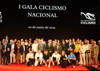 La RFEC celebró ayer su «I Gala del Ciclismo» premiando a sus leyendas