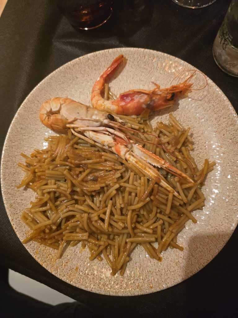 Enboga conquista Gandía con su Fideua 4 Plato Fideua
