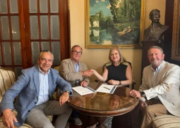 Convenio de colaboración entre la Fundación del Ateneo Mercantil de la C.V. y la Asociación de jubilados y pensionistas del Ayuntamiento de Valencia 1 Convenio de colaboración entre la Fundación del Ateneo Mercantil de la C.V. y la Asociación de jubilados y pensionistas del Ayuntamiento de Valencia