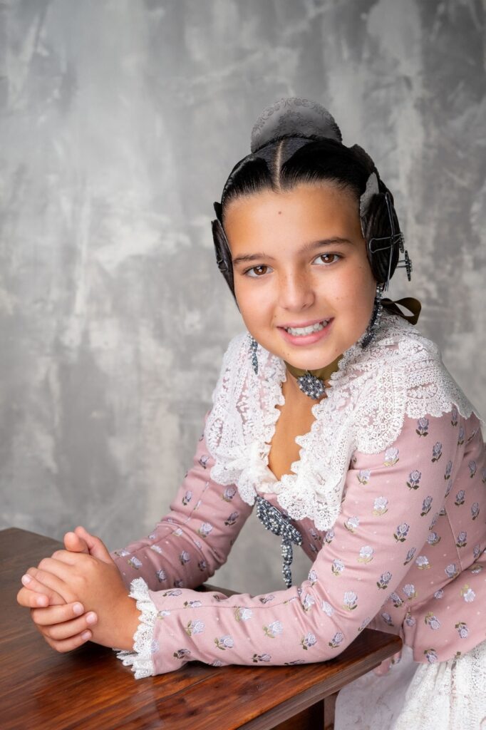 Los sectores falleros de Pilar-Sant Francesc y Malvarrosa-Cabanyal-Beteró celebran sus preselecciones 10 Valeria Amat