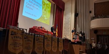 El Casal Bernat i Baldoví entrega els Premis per l'utilisacio de la llengua valenciana