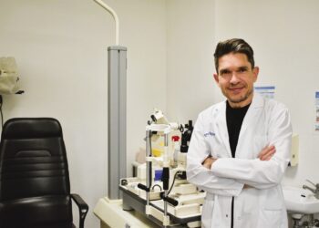 Expertos de Vithas advierten sobre el aumento de problemas de visión en motoristas con la llegada de la primavera