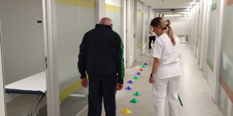 Especialistas de Vithas destacan la importancia del diagnóstico precoz y el tratamiento integral para controlar la progresión de la esclerosis múltiple